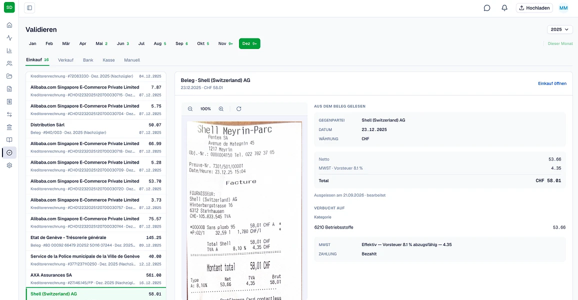 SoloDesk Validieren-Bildschirm mit einer aus dem Beleg gelesenen Lieferantenrechnung, abgeglichen mit ihrem Buchungseintrag